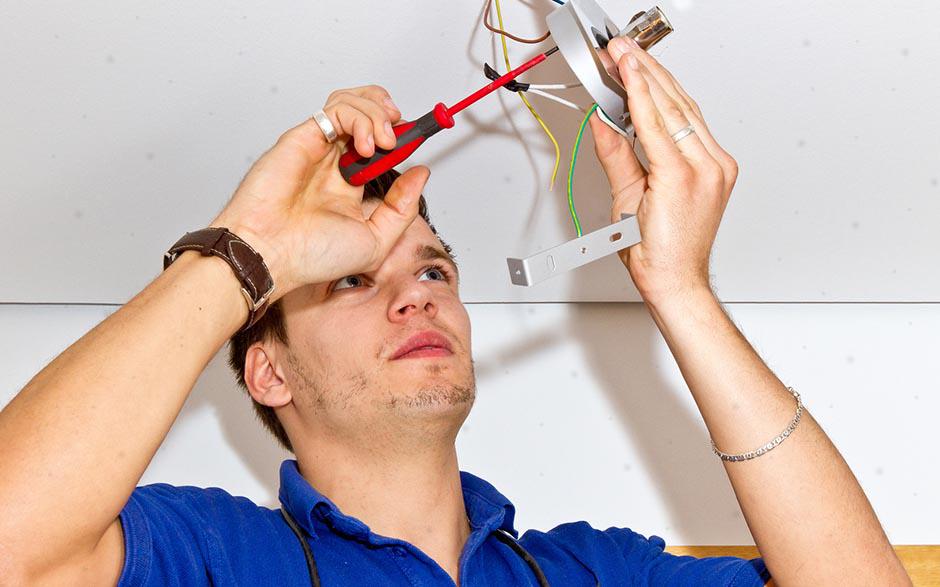 électricien installateur Paris 10